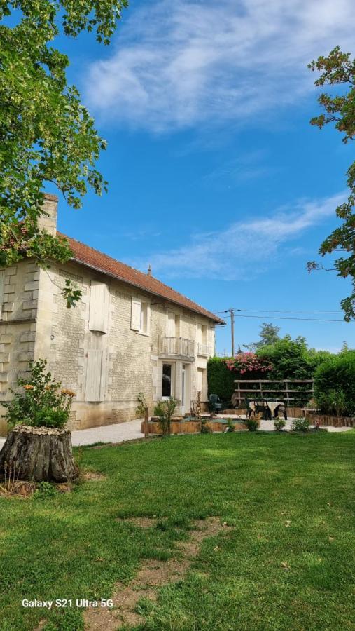 Вилла Logis De Pagnolet Ozillac Экстерьер фото