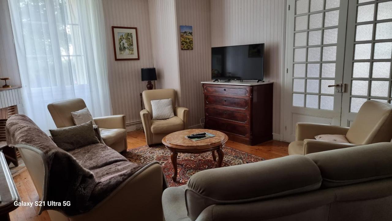 Вилла Logis De Pagnolet Ozillac Экстерьер фото